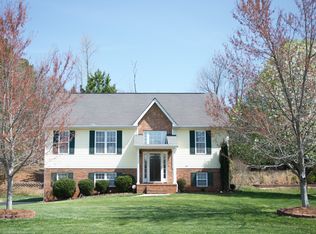 128 Autumn Woods Blvd, Mount Holly, NC 28120