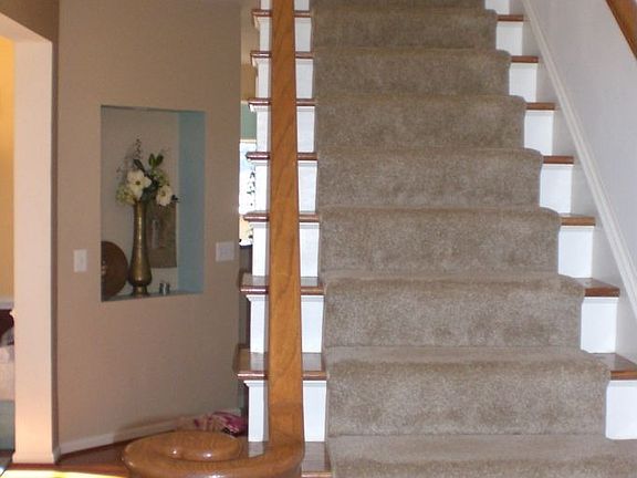 Upgraded Stairs to 4 Bedrooms