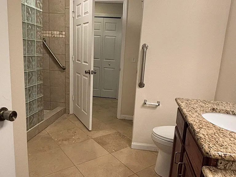2801 Chancellorsville Dr #312 — Photo 20