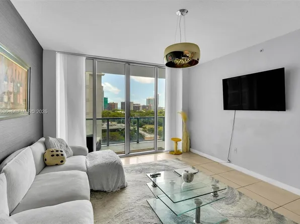 79 SW 12th St APT 1605, Miami, FL 33130