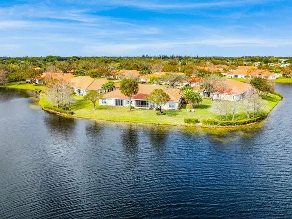 2622 Spiceberry Lane, Boynton Beach, FL 33436