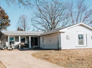271 Mervin St, Sullivan, MO 63080