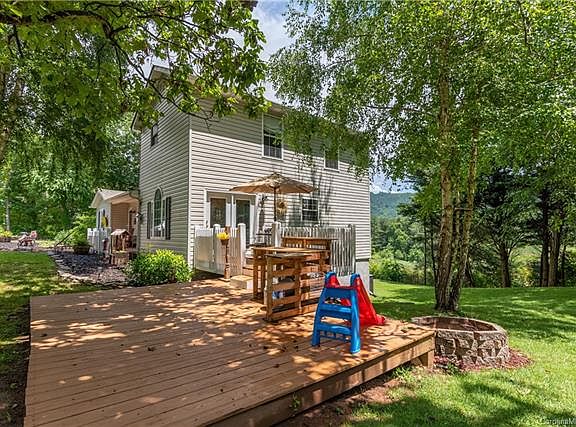 3rd image of 308 Browntown Rd