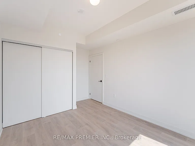 181 Sterling Rd #708 — Photo 13