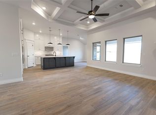 9208 Poppey Pl, Yukon, OK 73099