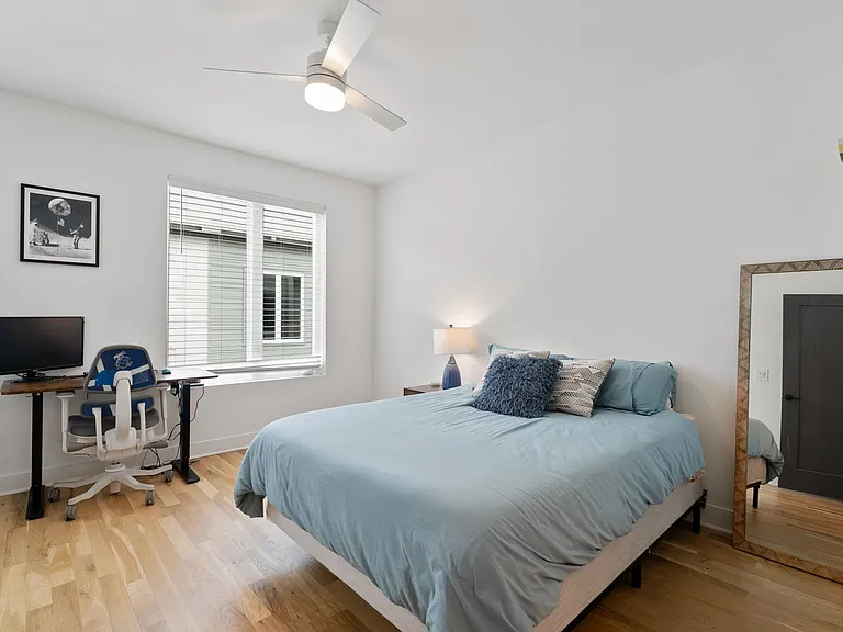 183 Moreland Ave SE #204 — Photo 21