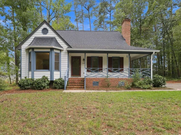 1301 Raybon Dr, Wendell, NC 27591