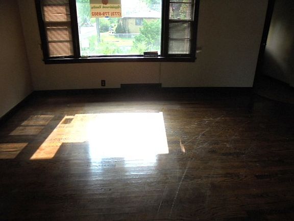 3rd image of 634 Mackinaw Ave
