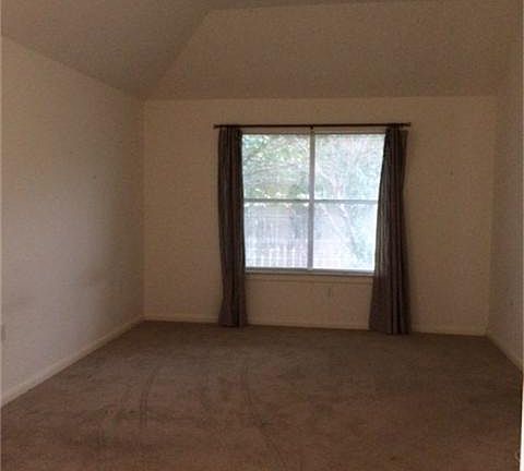5th image of 3710 S Peach Hollow Cir