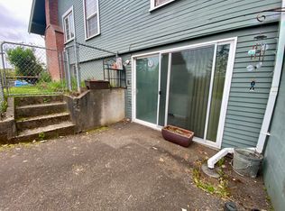 1869 Hawthorne Ave, Reedsport, OR 97467