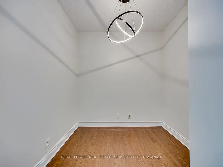 1900 Lake Shore Blvd W #701 — Photo 19