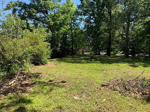 4th image of 901 S Perkins Rd