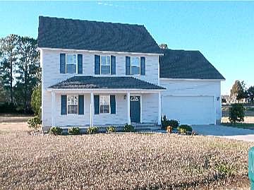 2nd image of 102 Blue Bird Ln