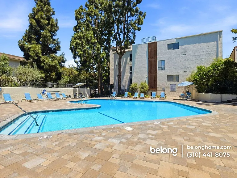 5950 Canterbury Dr #C312 — Photo 1
