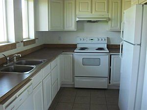 2nd image of 613 Boistfort Rd