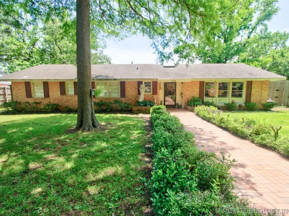 204 Palmer Dr, Muskogee, OK 74401