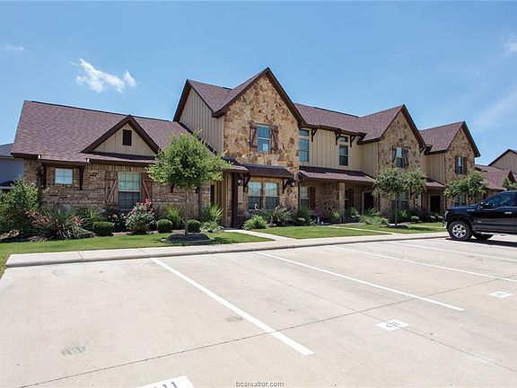 3rd image of 411 Momma Bear Dr
