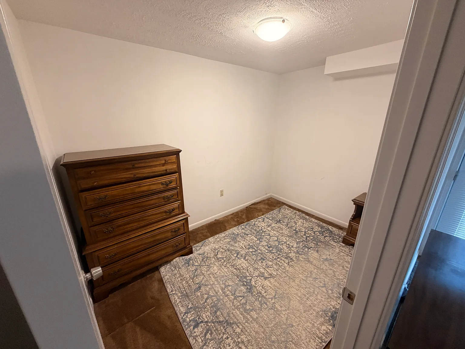 1 bed, 500 sqft, $1,300 — Photo 3