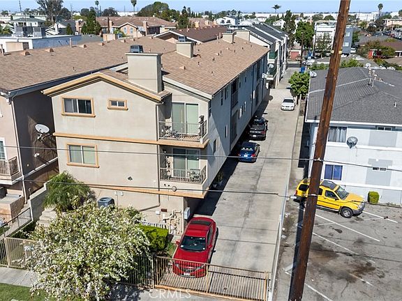 2nd image of 1611 W 208th St APT 3