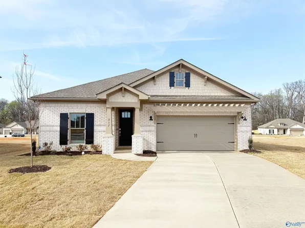 217 Stockyard Cir, Madison, AL 35757