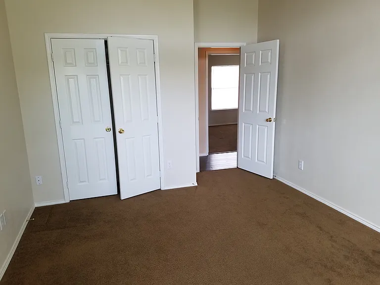 422 Cypress St — Photo 23