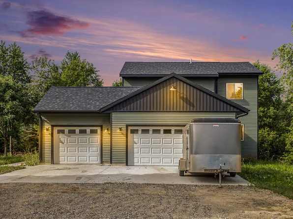 875 W Hobbs Rd, Delton, MI 49046