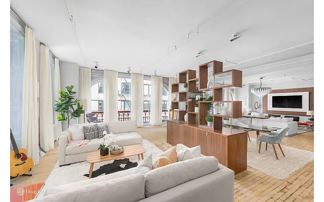 Rented by Douglas Elliman | media 26