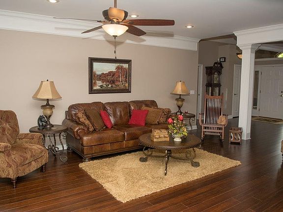 5th image of 3726 Westlake Ct