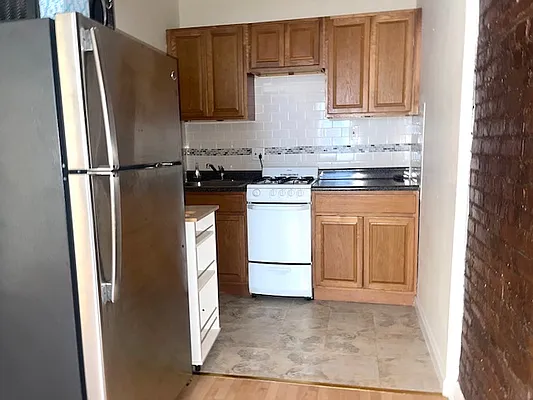 Rented by Oxford Property Group | media 18