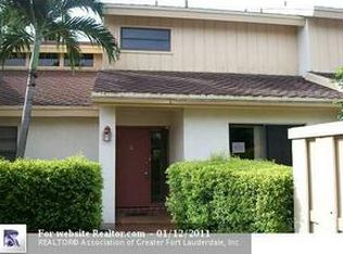 2022 Deer Creek Woodlands Pl, Deerfield Beach, FL 33442