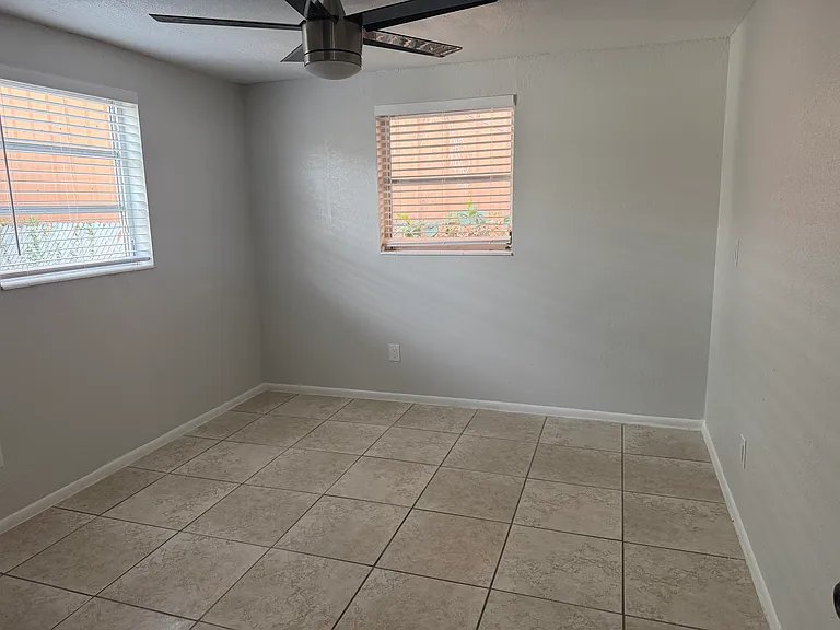 3009 W Waters Ave — Photo 4