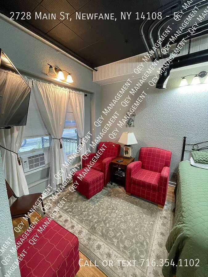 2728 Main St #5 photo 1