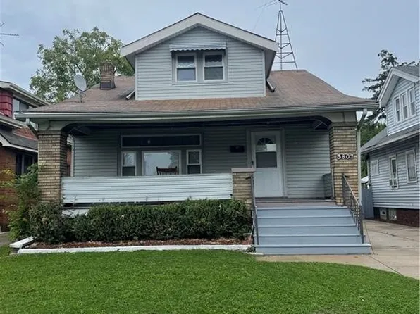 3807 W 136th St, Cleveland, OH 44111