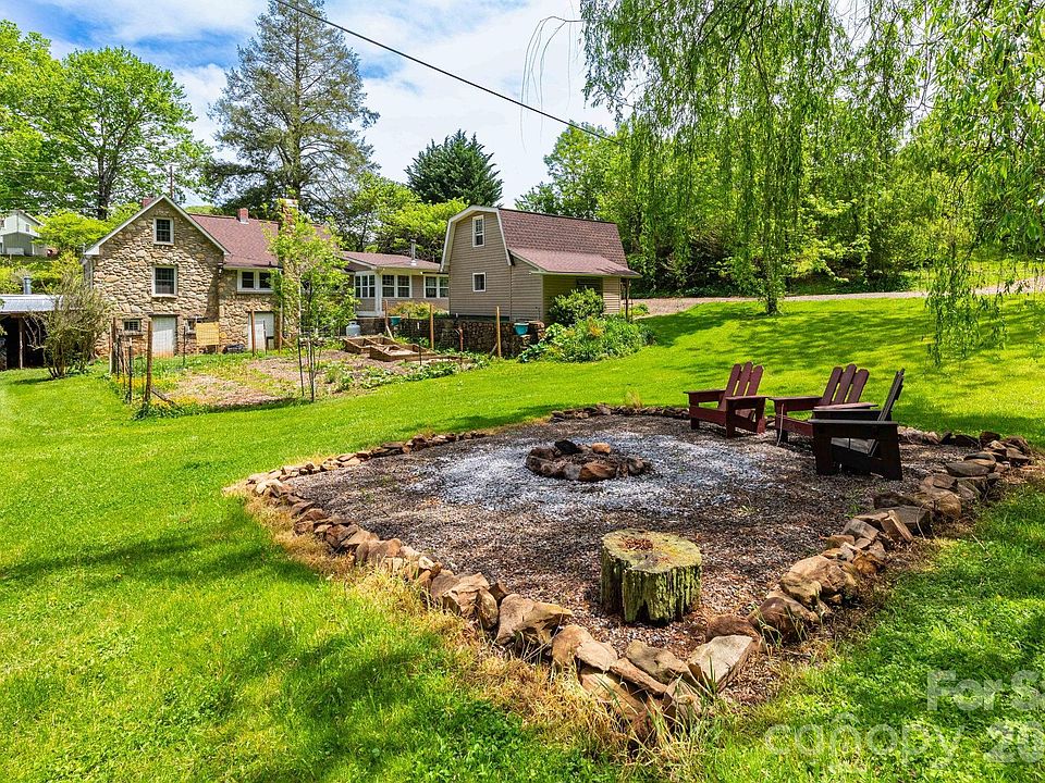 7th image of 1492 Murray Rd