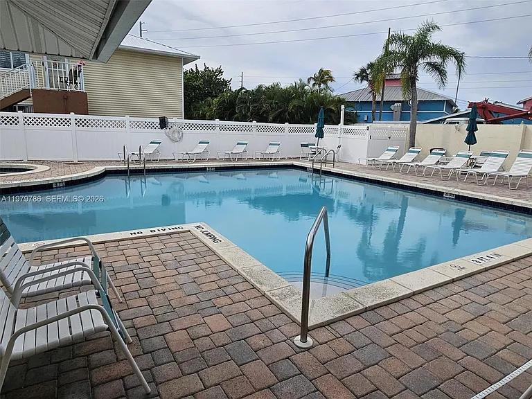 161 SE Village Dr #161 — Photo 22