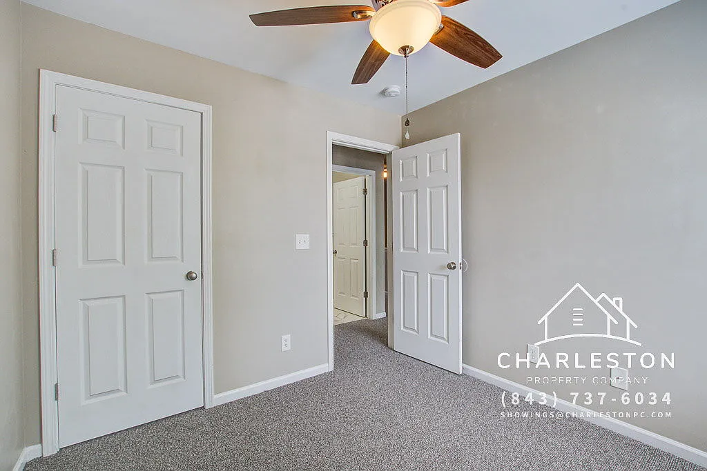 3 bed, 2.5 bath, 1328 sqft, $1,800 — Photo 4