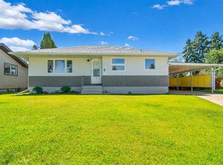 131 N Mitchell Cres NW, Medicine Hat, AB T1A 6V3