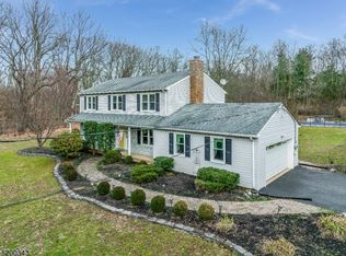 29 Wagner Rd, Stockton, NJ 08559