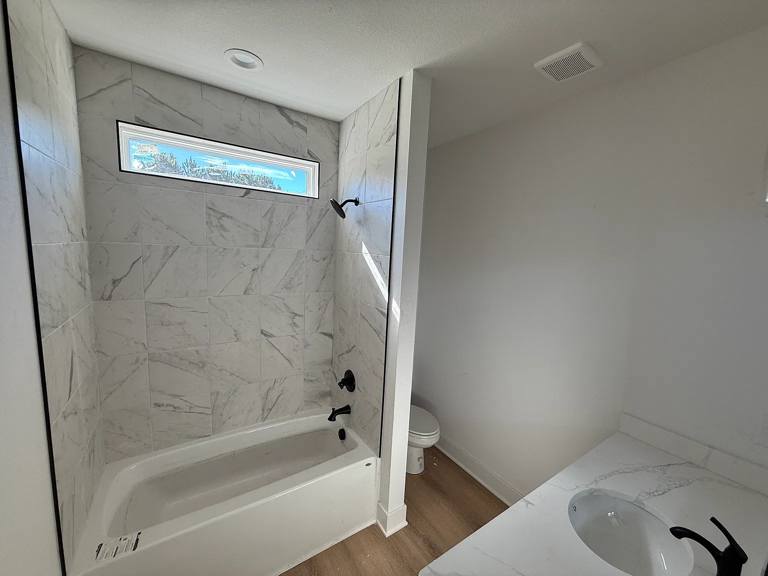 4 bed, 1694 sqft, $3,800 — Photo 4