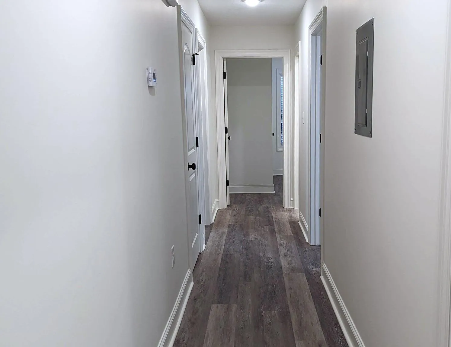 3 bed, 1500 sqft, $1,600 — Photo 2