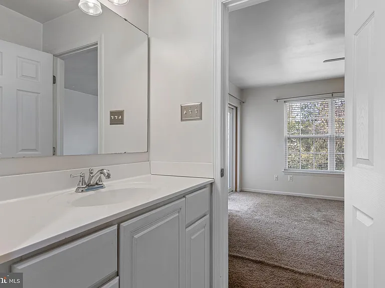 312 Riverbirch Cir #802 — Photo 30