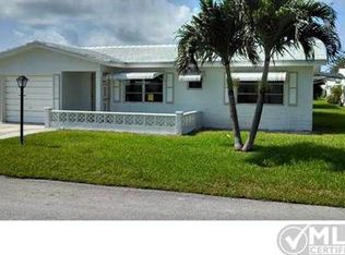 1902 SW 13th Way, Boynton Beach, FL 33426