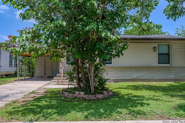 823 La Manda Blvd — Photo 1