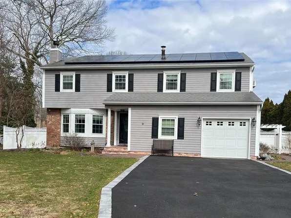 21 Grand Offenbach Street, Centereach, NY 11720