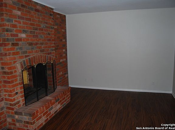5th image of 1723 Timber Oak St