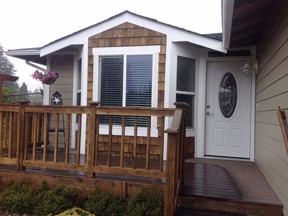 3rd image of 12105 158th Street Ct E