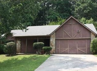 5555 Weatherford Rd, Norcross, GA 30093