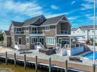 1 Pershing Blvd, Lavallette, NJ 08735