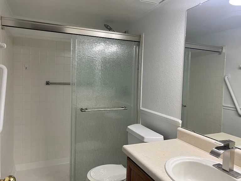 5028 W Hurston Dr — Photo 8