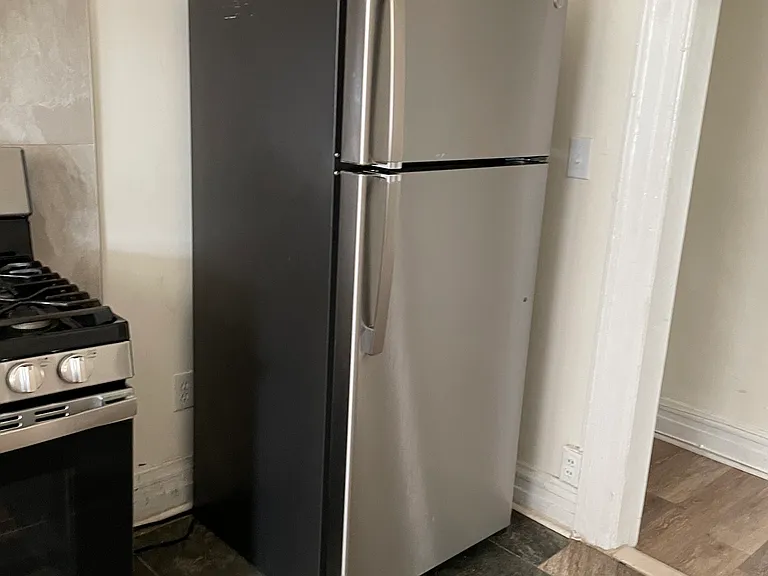 58 17th Ave #4B — Photo 7